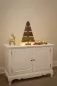 Preview: Tannenbaum aus Altholz – 58 cm hohe Weihnachtsdeko mit geflammter Optik und lasierter Stern-Spitze
