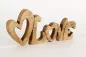 Preview: Schriftzug Love aus Mangoholz – natürliche und romantische Wohnraumdekoration