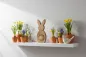 Preview: großer Hase aus Mangoholz mit Blume rustikale Osterdeko jetzt kaufen
