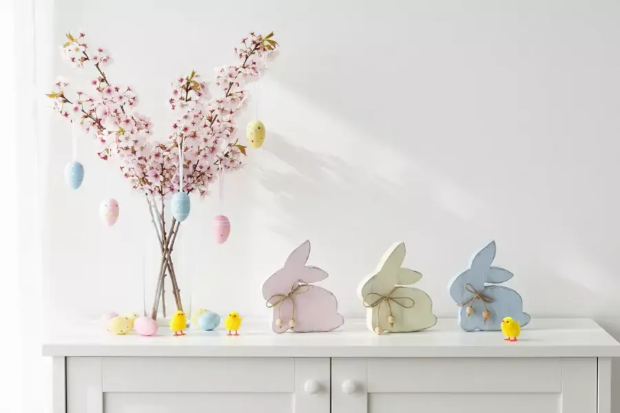 Osterhase aus Holz 11 cm Shabby Chic gelb
