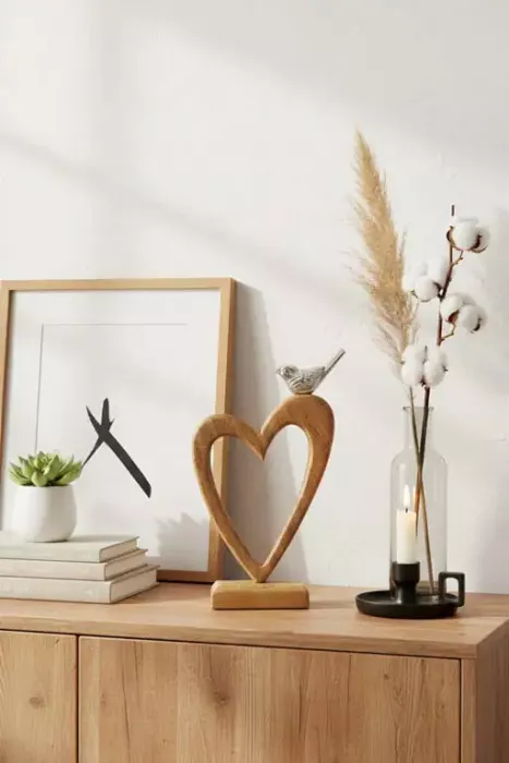 Dekorativer Herz Aufsteller Holz und Metall Vogel – perfekte Geschenkidee. Jetzt online kaufen!