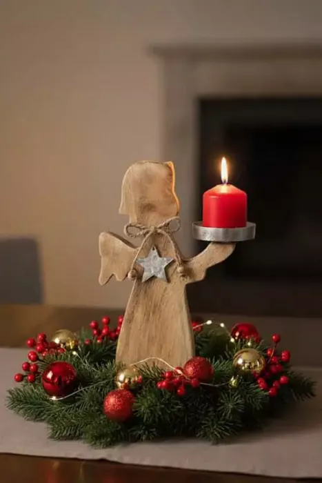 Handgefertigter Engel aus Mangoholz – natürliche Holzdeko