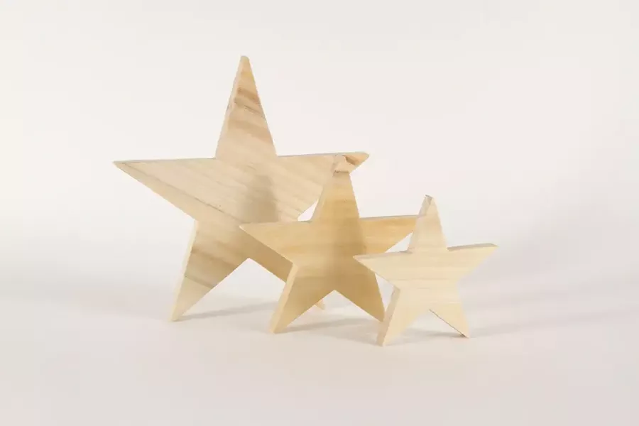 Preview: Vollständiges 3er Set Holzsterne – natürliche Weihnachtsdekoration aus Paulownia-Holz für festliche Stimmung
