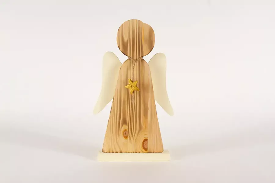 Handgefertigter Engel aus Kiefernholz mit roten Flügeln – 35 cm
