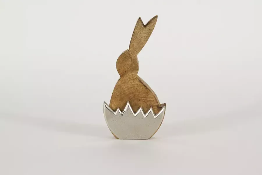 Preview: Hase aus Holz im Ei aus Metall