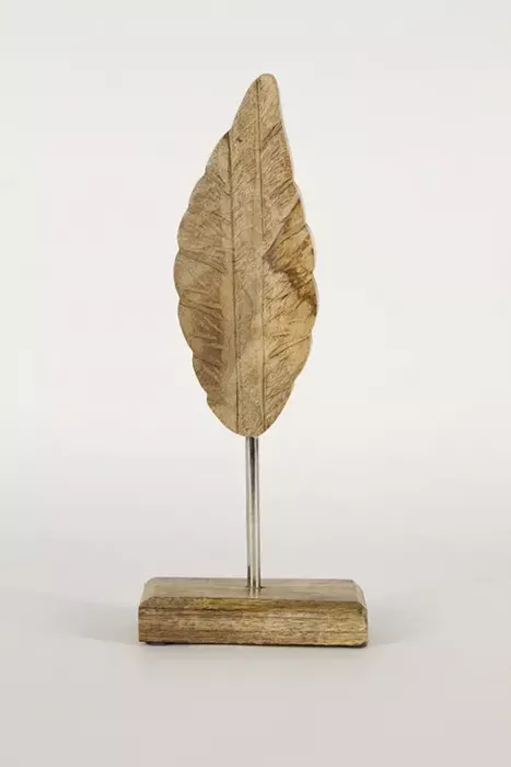 Preview: Blatt aus Mangoholz auf Holzsockel – natürliche Dekofigur für Ihr Zuhause. Jetzt online entdecken!