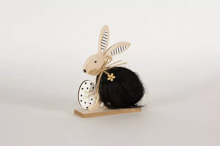 Preview: Holz Hase mit Fell und Osterei Tischdeko Ostern Fensterbank Deko