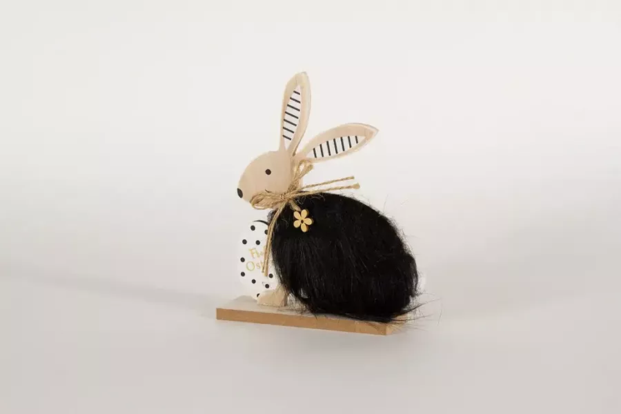 Preview: Hase aus Holz mit weichem Fell und Osterei charmante Osterdekoration