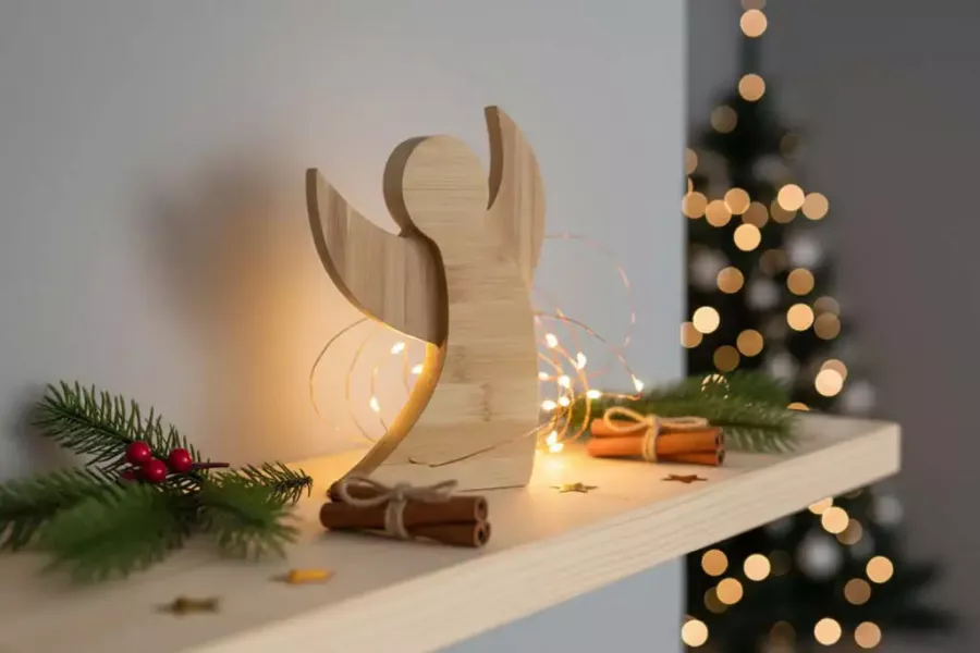 Engel aus Bambus Holz natürliche Dekoration