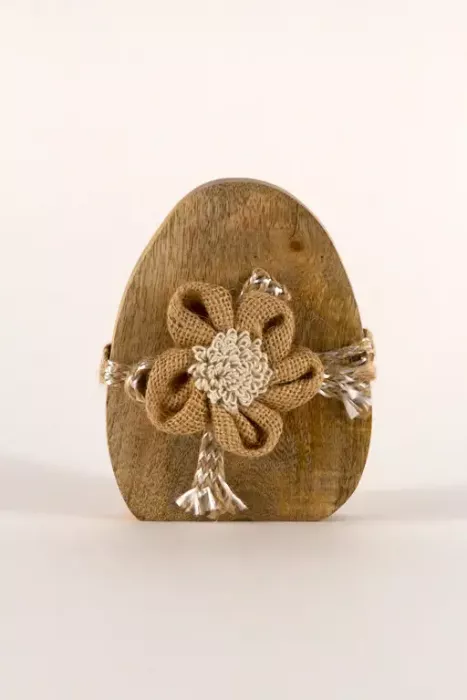 Preview: Osterei aus Mangoholz mit Blume