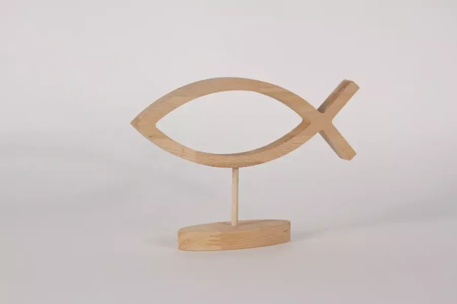 Preview: Detailansicht christlicher Fisch aus Holz Buche