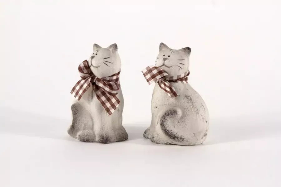 Preview: Ton Katzenfiguren im 2er Set – natürliche Dekoration für Fensterbank oder Regal.