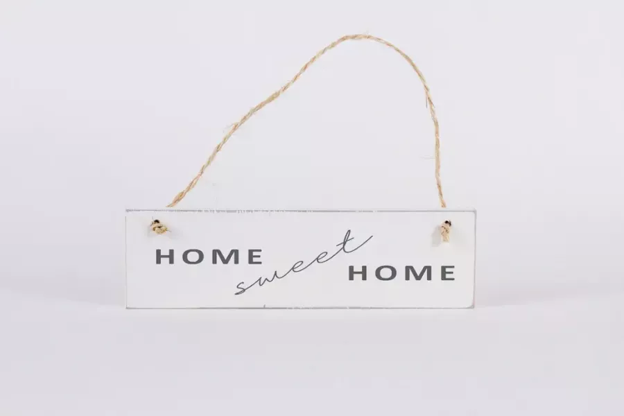 Preview: Rustikales Deko-Schild „Home Sweet Home“ aus Holz – handgefertigte Vintage-Wanddekoration mit Juteband