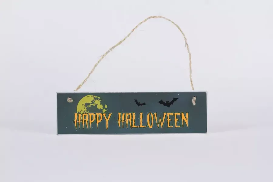 Preview: Rustikales Holz Deko-Schild mit Aufschrift Happy Halloween – gruselige Herbstdekoration für Haus und Garten