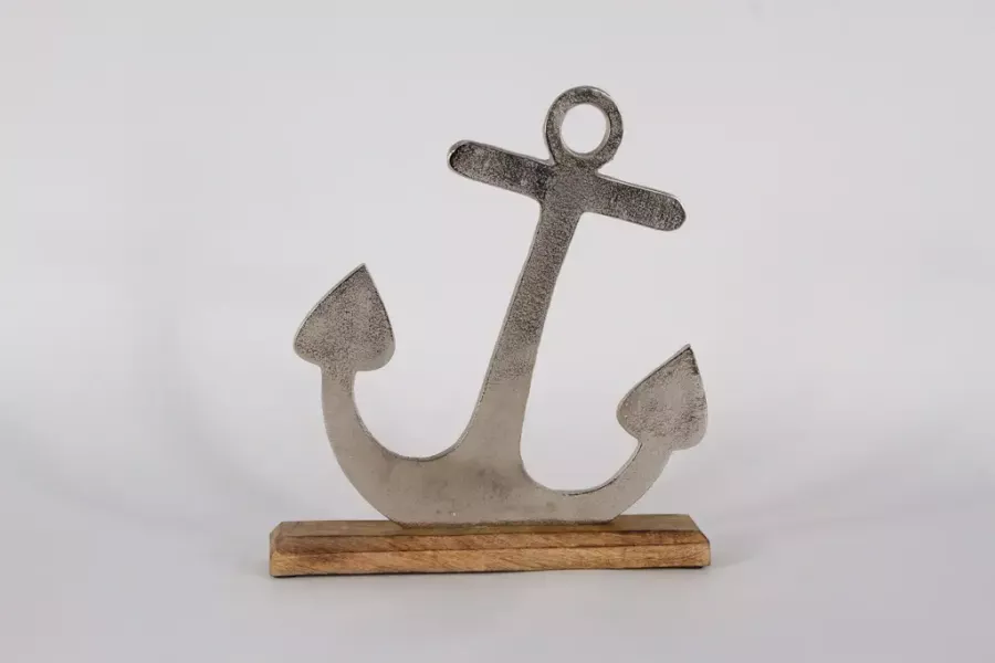 Preview: Anker aus Metall auf Holzsockel, 29 cm – maritime Deko für Wohn- und Arbeitsbereiche