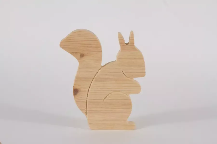 Eichhörnchen aus Holz Kiefer