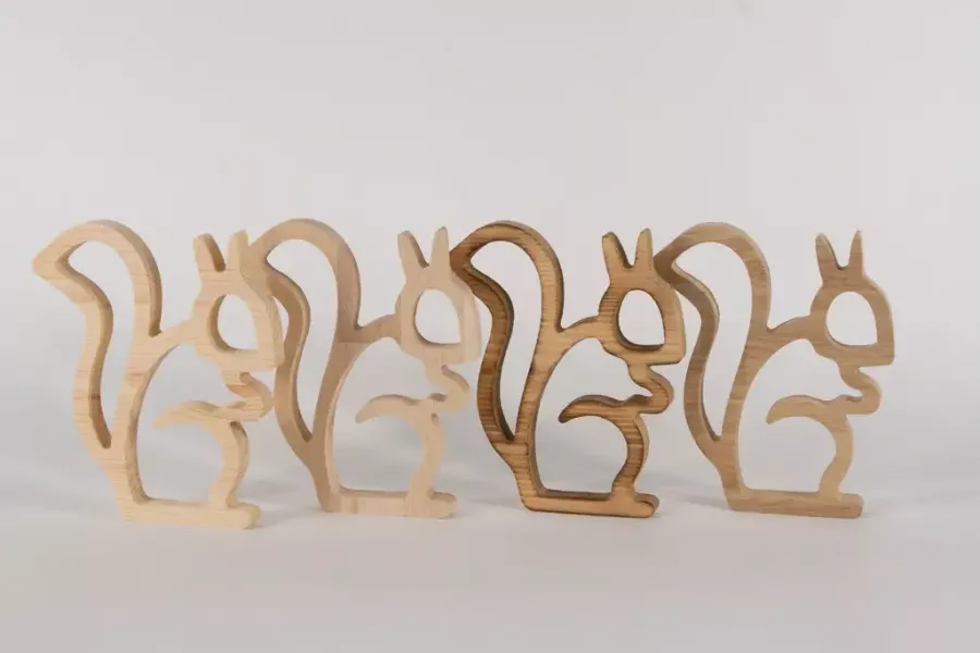 Preview: Eichhörnchen aus Holz Silhouette