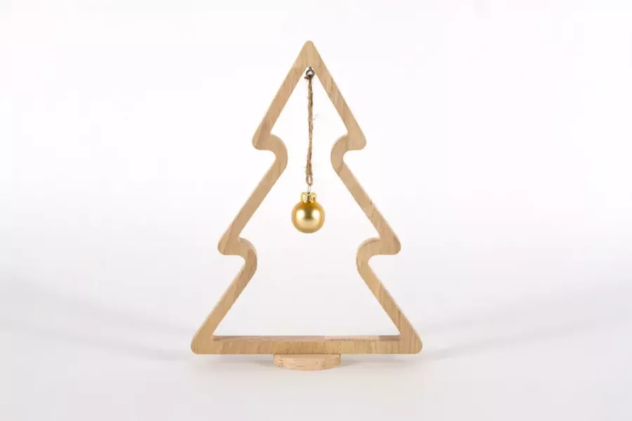 Preview: Weihnachtsbaum Holz Eiche mit Kugel gold