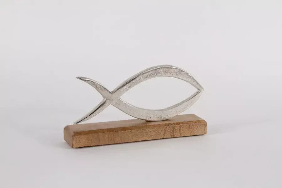 Preview: Minimalistischer Metallfisch auf Holzsockel – symbolische Dekoration für religiöse Feiern