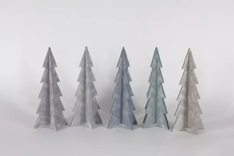 Preview: Vielseitiger Tannenbaum aus Holz – 25 cm hohe Deko im Shabby Chic Stil in Grau