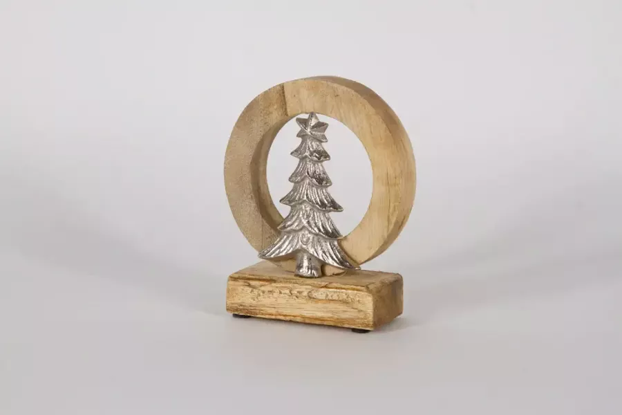 Preview: Weihnachtsbaum aus Metall in Holzring – moderne Deko für Ihr Zuhause