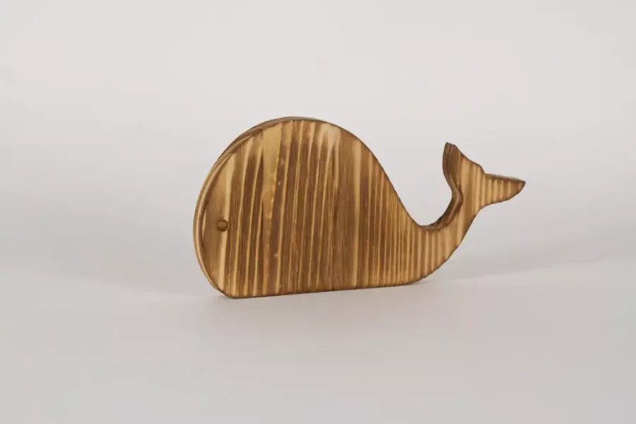 Preview: Wal aus Holz – maritime Dekoration für Wohnzimmer und Büro