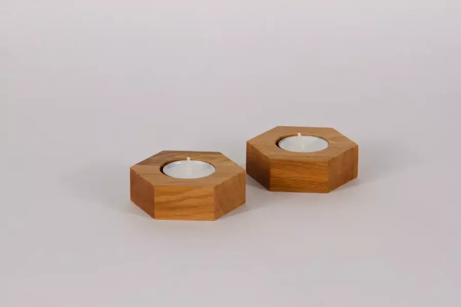 2er Set sechseckiger Teelichthalter aus Buche – natürliche Holzdeko