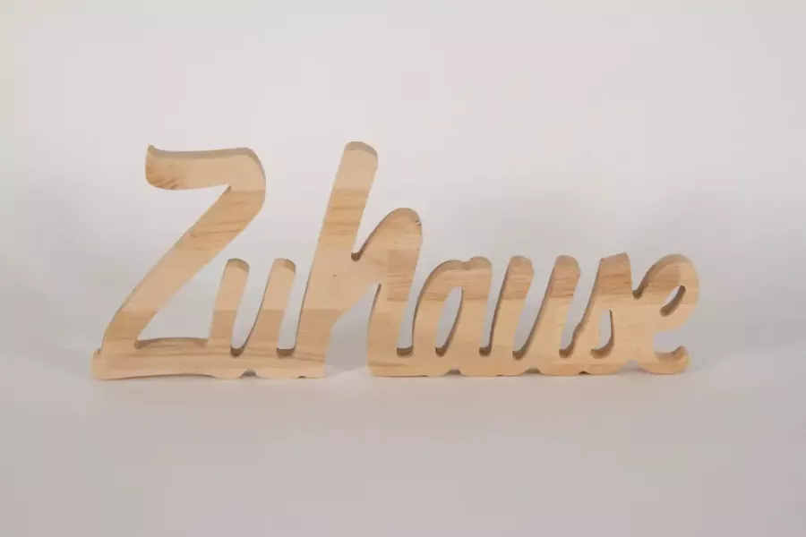 Preview: Holzschriftzug Zuhause als gemütliches Wohnaccessoire
