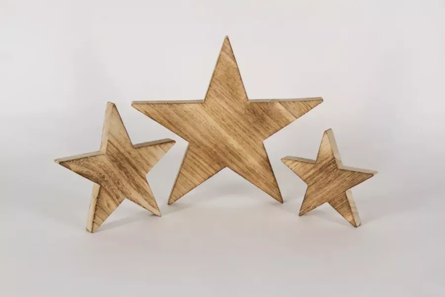 Preview: Vielseitige Holzsterne – 3er Set für Tisch, Wand oder Fenster, ideal für Weihnachtsdeko