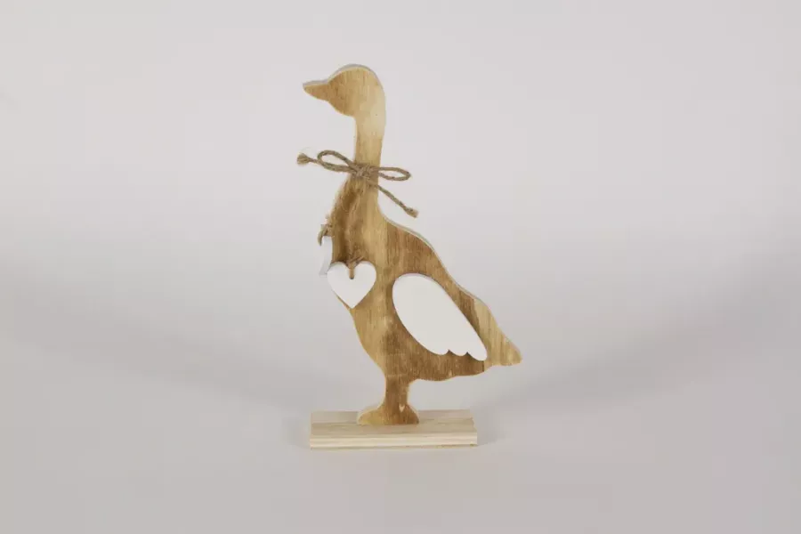Preview: Handgefertigte Gans aus Holz – rustikale Dekofigur für Ihr Zuhause.