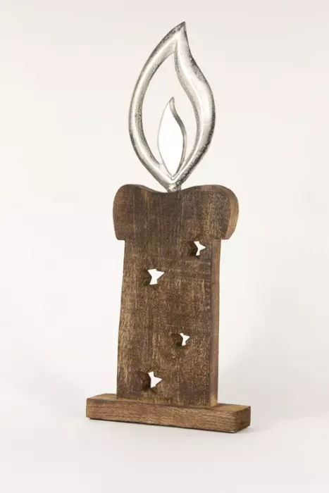 Preview: Rustikale Kerze aus Mangoholz mit Metallflamme – stilvolle Tischdeko für Weihnachten