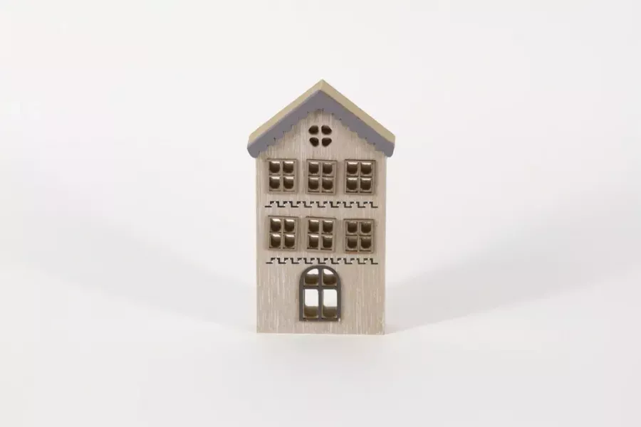Preview: Haus aus Holz MDF Natur 15 cm – dekoratives Wohnaccessoire