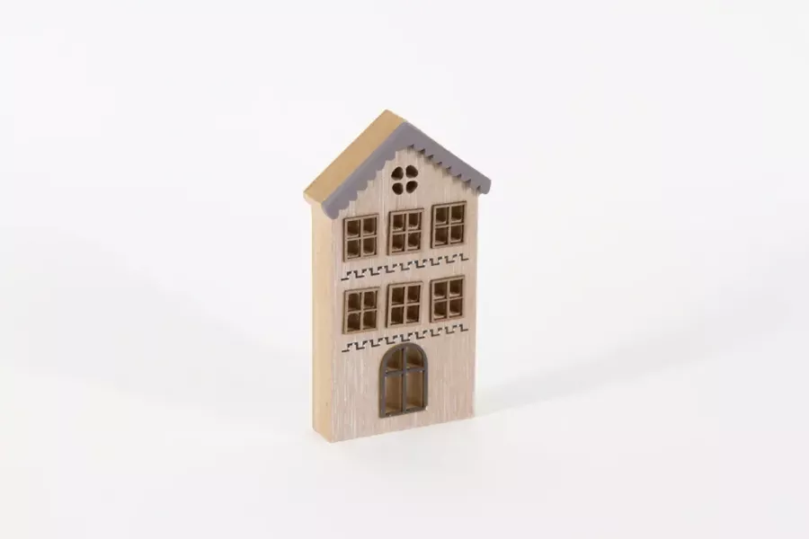 Preview: Naturfarbenes MDF Holzhaus 15 cm – perfekt für Regal oder Fenster