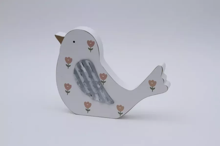 Preview: Handgefertigter Holzvogel in Weiß mit Blumenmuster – ideale Geschenkidee für Frühlingsfreunde.