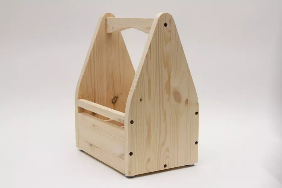 Rustikaler Bierträger aus Holz – praktischer Flaschenträger