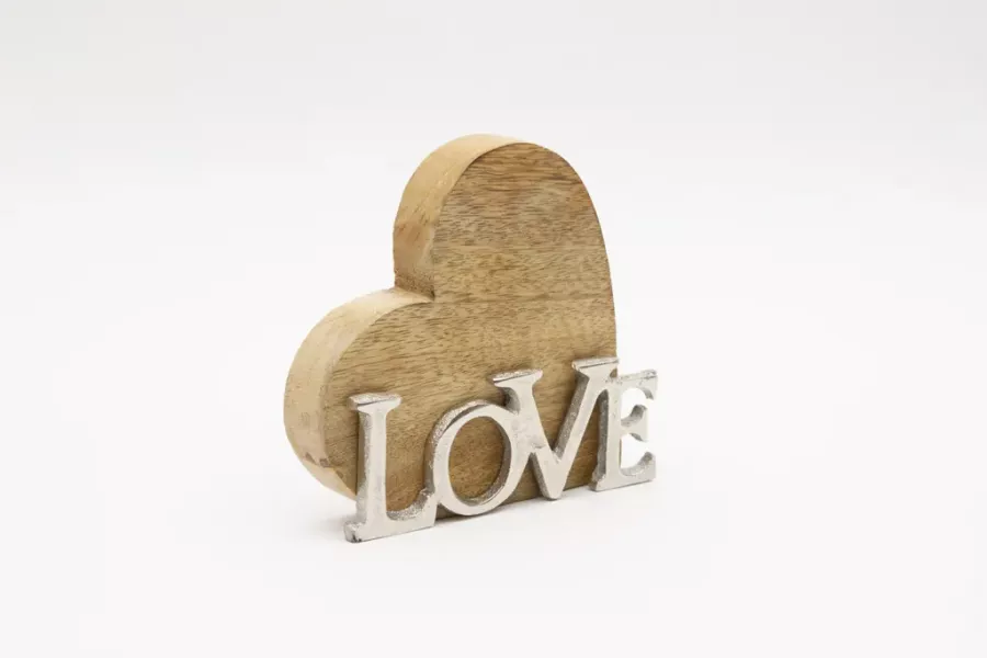 Preview: Herz mit LOVE Schriftzug aus Metall auf Holzsocke