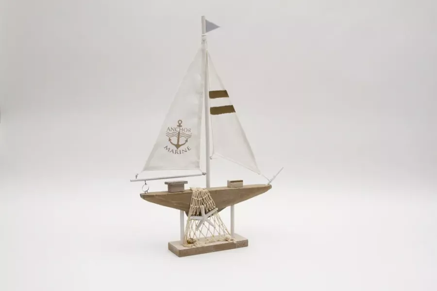 Preview: Segelboot aus Holz & Leinen natur – maritime Deko jetzt entdecken