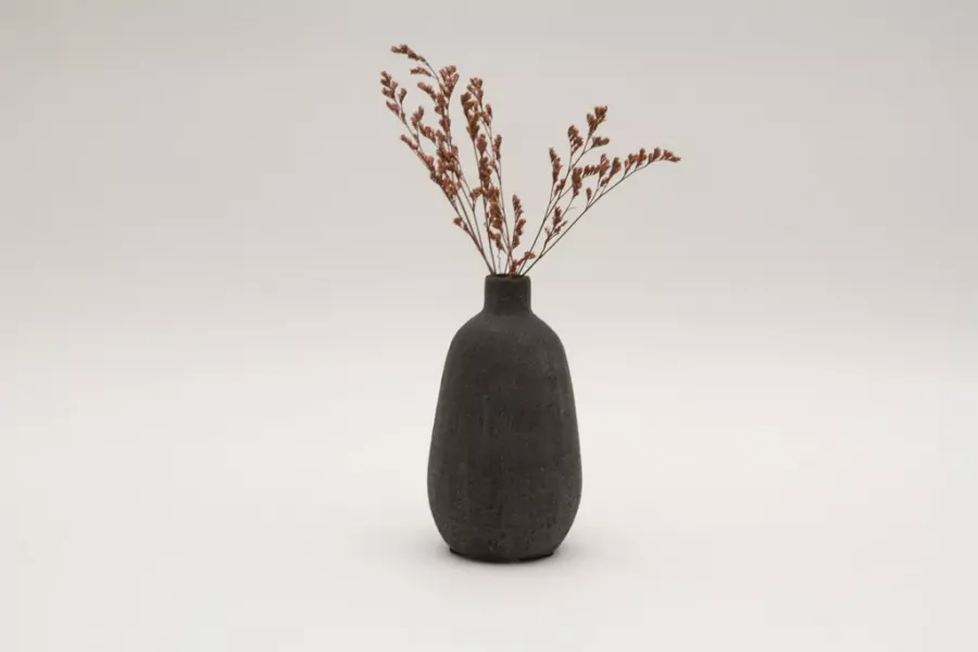 Preview: Graue Keramikvase – elegante Deko für Zuhause
