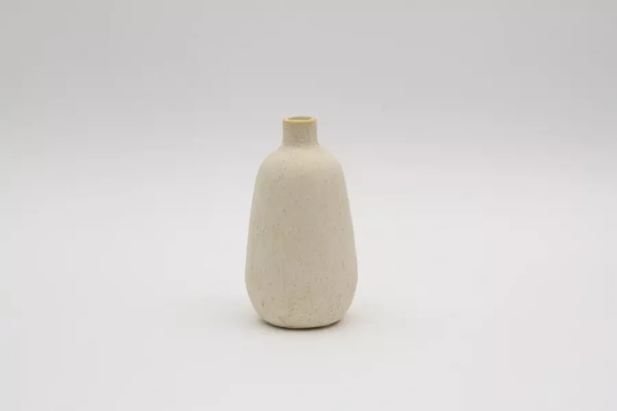 Preview: Weiße Keramikvase – elegante Deko für Zuhause