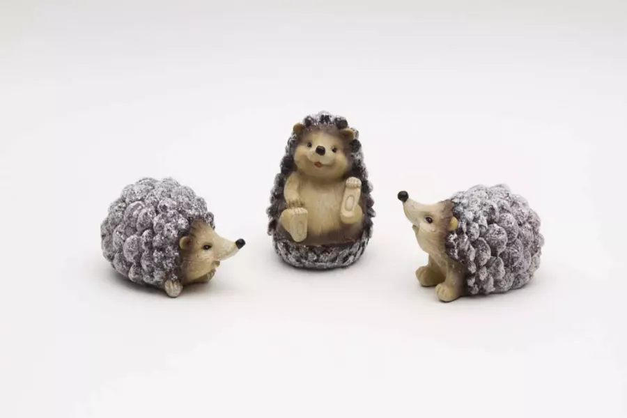 Preview: Igel Deko Set mit drei Tierfiguren in natürlicher Optik – jetzt entdecken