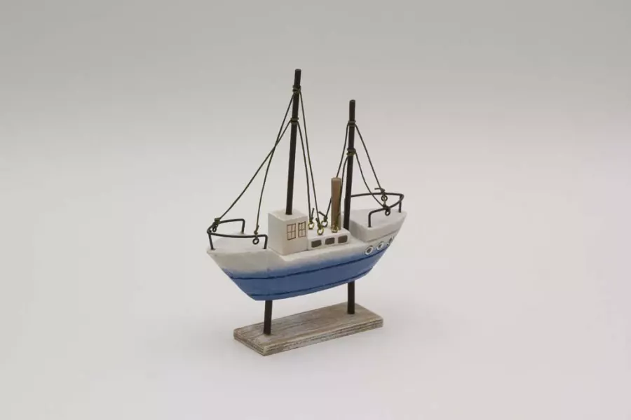 Preview: Handgefertigtes Deko Boot aus Holz für Strandhaus- und Nautik-Deko – jetzt bestellen