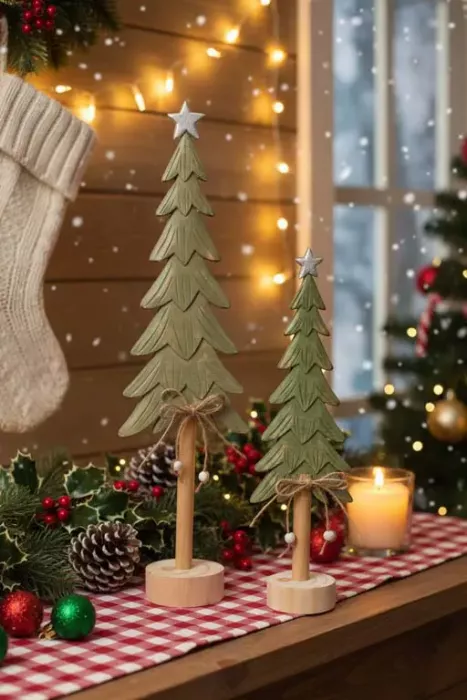 Dekorativer Tannenbaum aus Holz für Tisch und Regal – jetzt bestellen