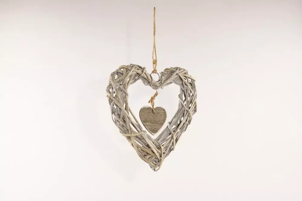 Weidenherz Hängedeko 20 cm – natürlicher Charme für Wand, Fenster oder Tür. Jetzt sichern & dekorieren!