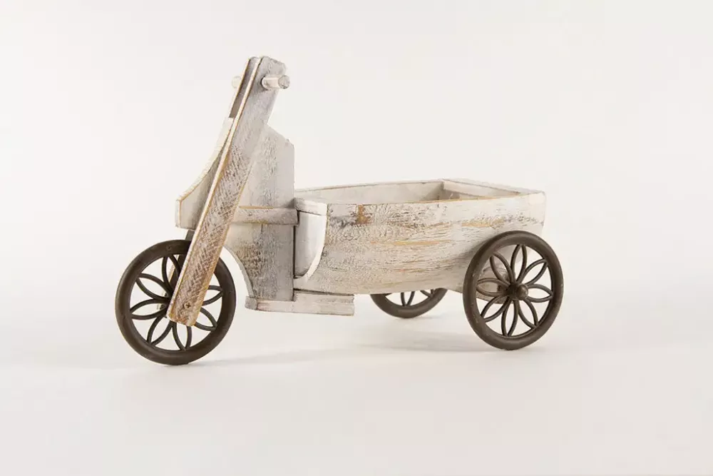 Dreiradwagen aus Holz
