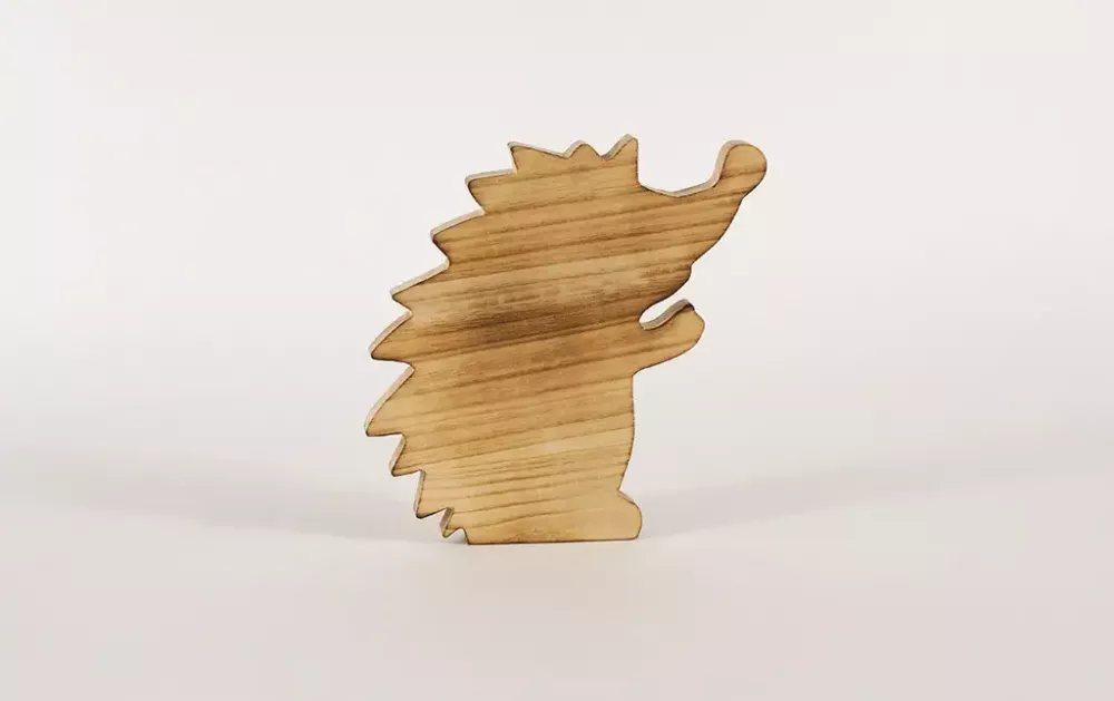 Handgefertigter Holz-Igel geflammtes Design – ideale Deko für Herbst/Winter; jetzt sichern