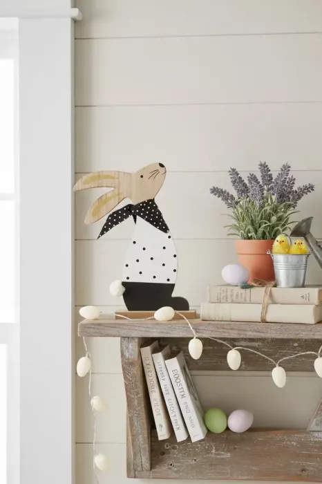 Hase aus Holz schwarz Punkte