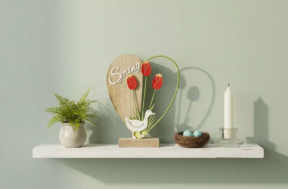 Herz mit Ente aus Holz und Metall – stilvolle Frühlingsdeko für Ihr Zuhause.