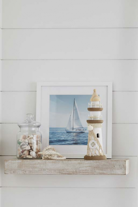 Maritimer Leuchtturm aus Holz weiss