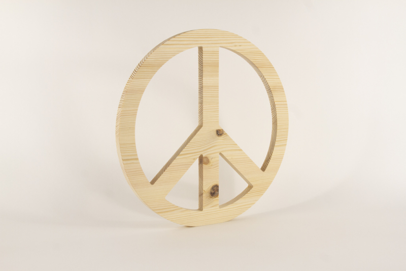 Peacezeichen aus Holz 38cm natur
