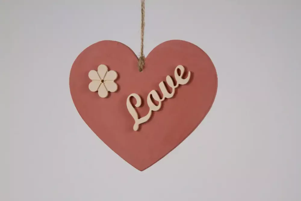 Wandhänger Herz Love rot